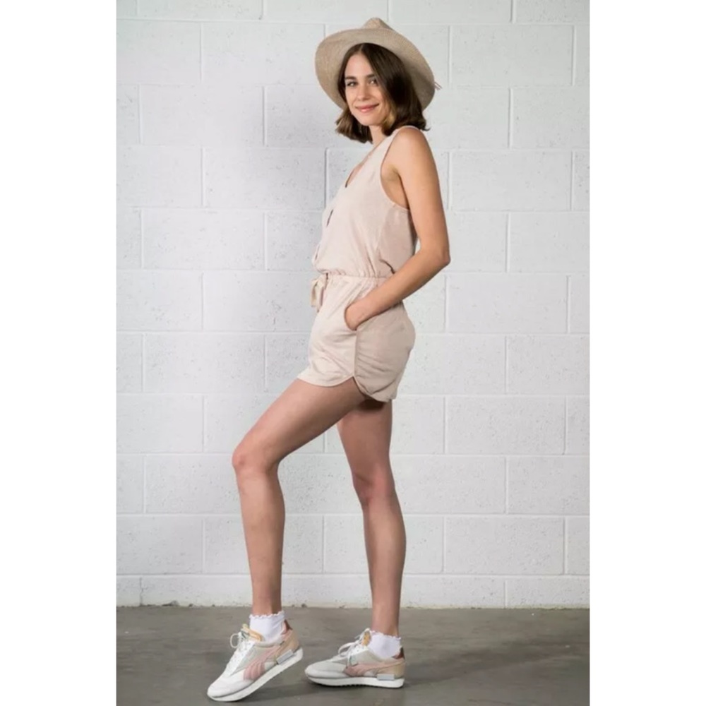 SOLD OUT - Picture 3 of 4